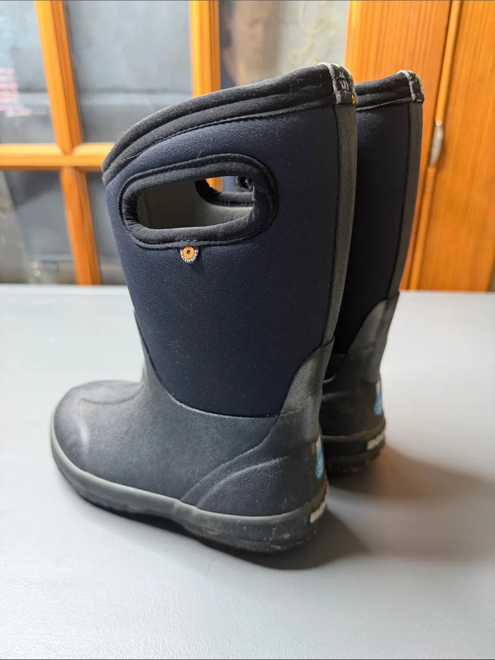 Kid’s Black Bogs Waterproof Pull-On Rain Boots. Size: 13